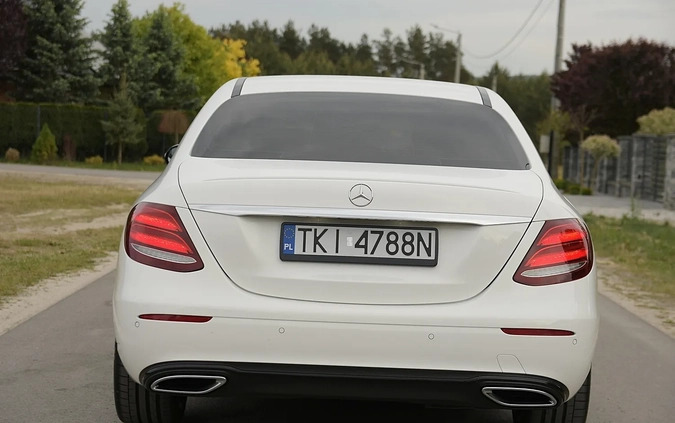 Mercedes-Benz Klasa E cena 176900 przebieg: 86000, rok produkcji 2020 z Daleszyce małe 596